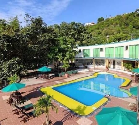 Hotel La Cascada Cristalina Melgar Ngoại thất bức ảnh