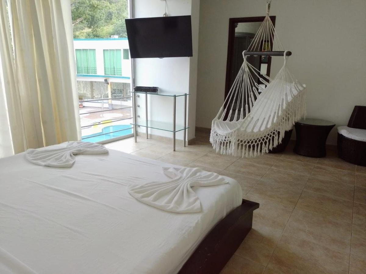 Hotel La Cascada Cristalina Melgar Ngoại thất bức ảnh